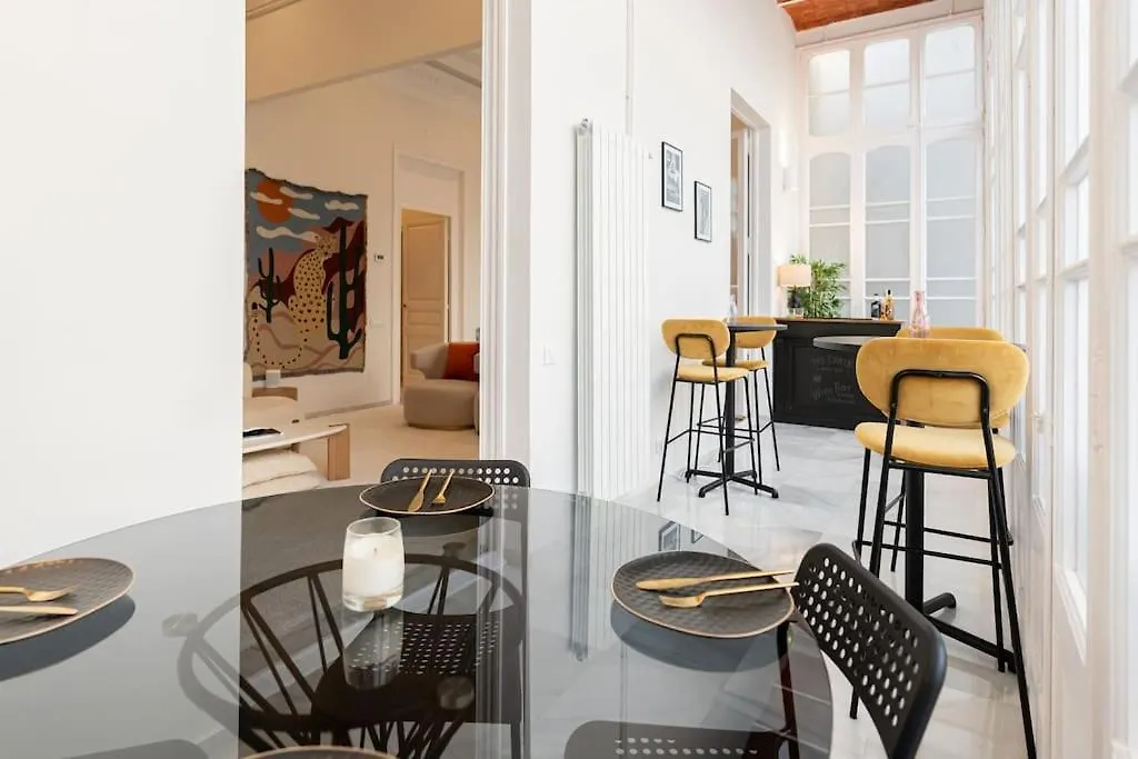شقة Lux 3 Bed 2 Bath Near Park, Metro, Museums In Born برشلونة